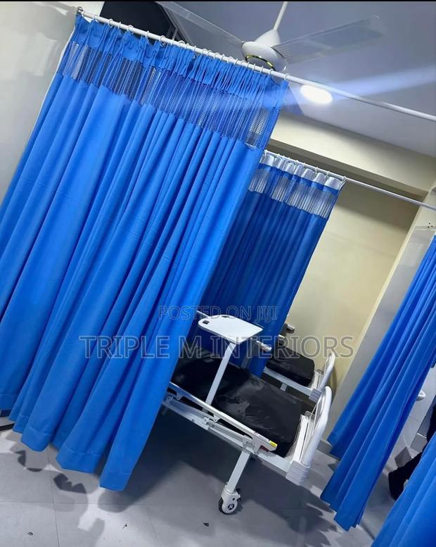 Modern Hospital Ward Curtain Systems