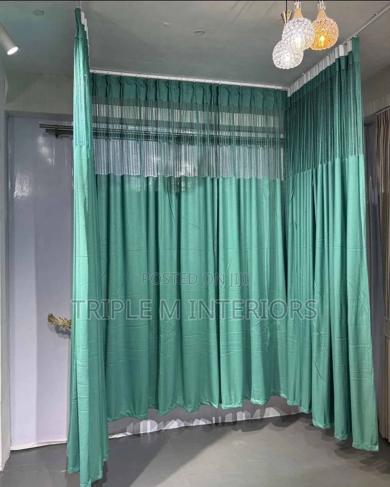 Cleanroom-Compatible Healthcare Curtains