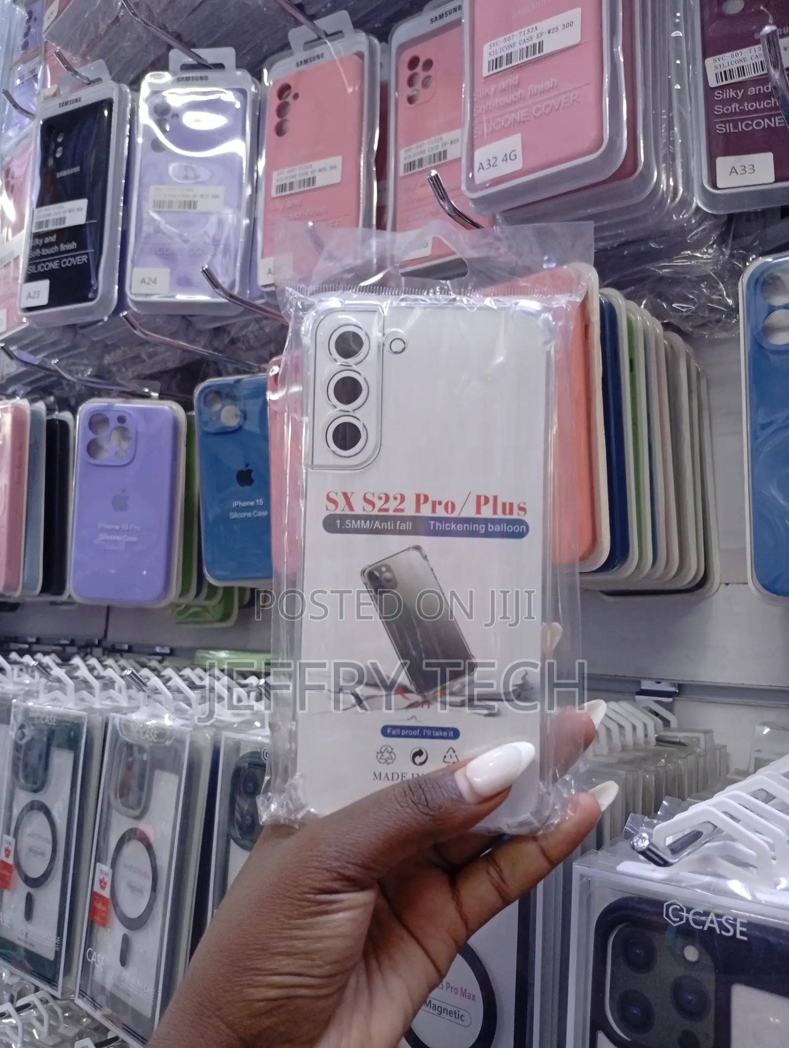 Transparent Phone Case Is Samsung Galaxy S22 Plus or S22 Pro