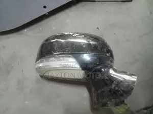 Side Mirror Toyota Crown 2008 With Indicator