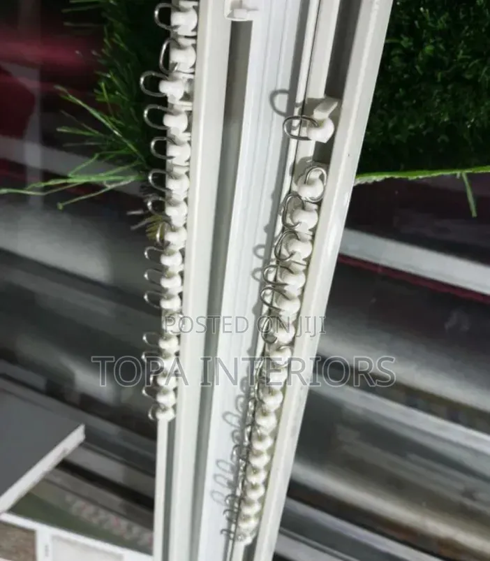 Double Track Curtain Runners for Smooth Flow of Curtains