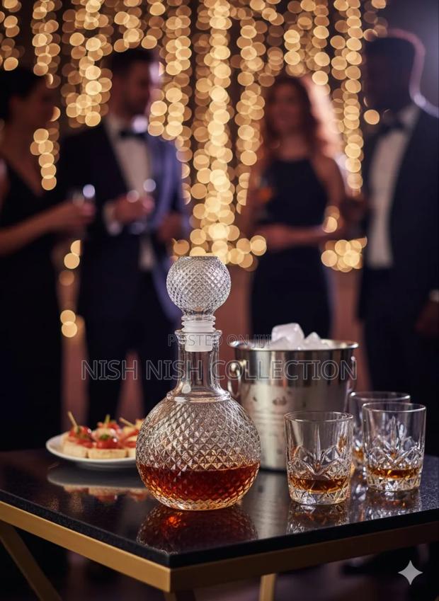 Diamond Quilted Round Glass Decanter*