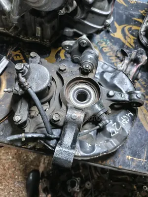 Hub Complete for Voxy,Noah Old Model