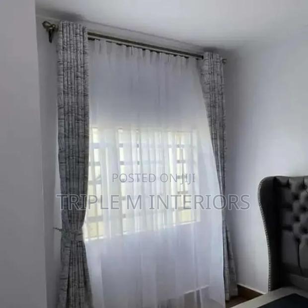 Soft-Flow Window Curtains for a Calm Ambience