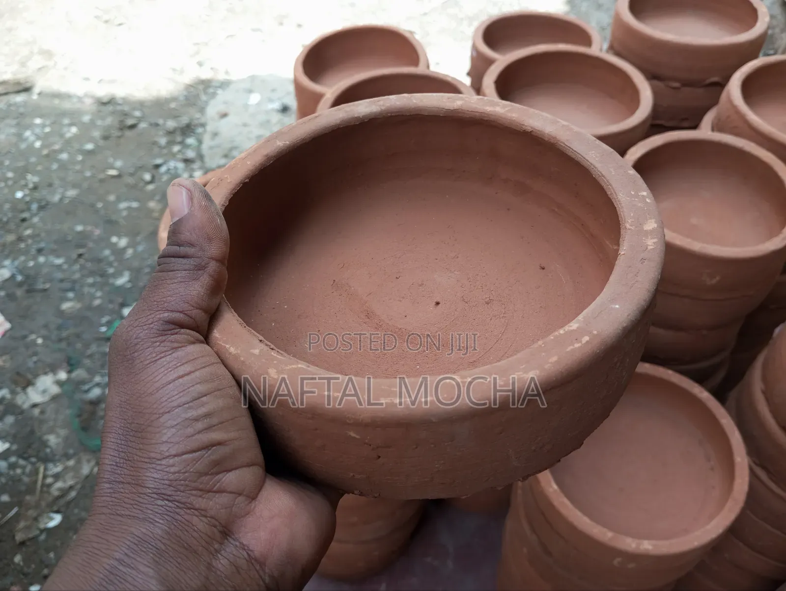 Rabbit Feeders/Feeder Pots
