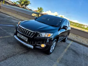 Toyota Vanguard 2012 Black