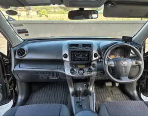 Toyota Vanguard 2012 Black