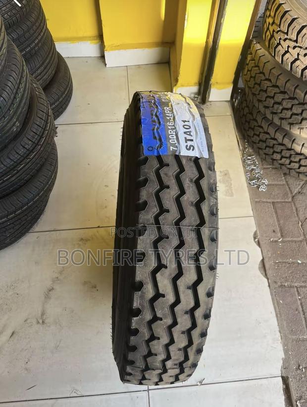 700r16 Everton