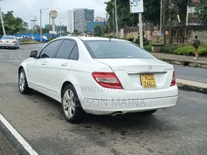 Mercedes-Benz C200 2009 White