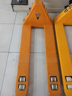 3 Tonne Hydraulic Hand Pallet Truck