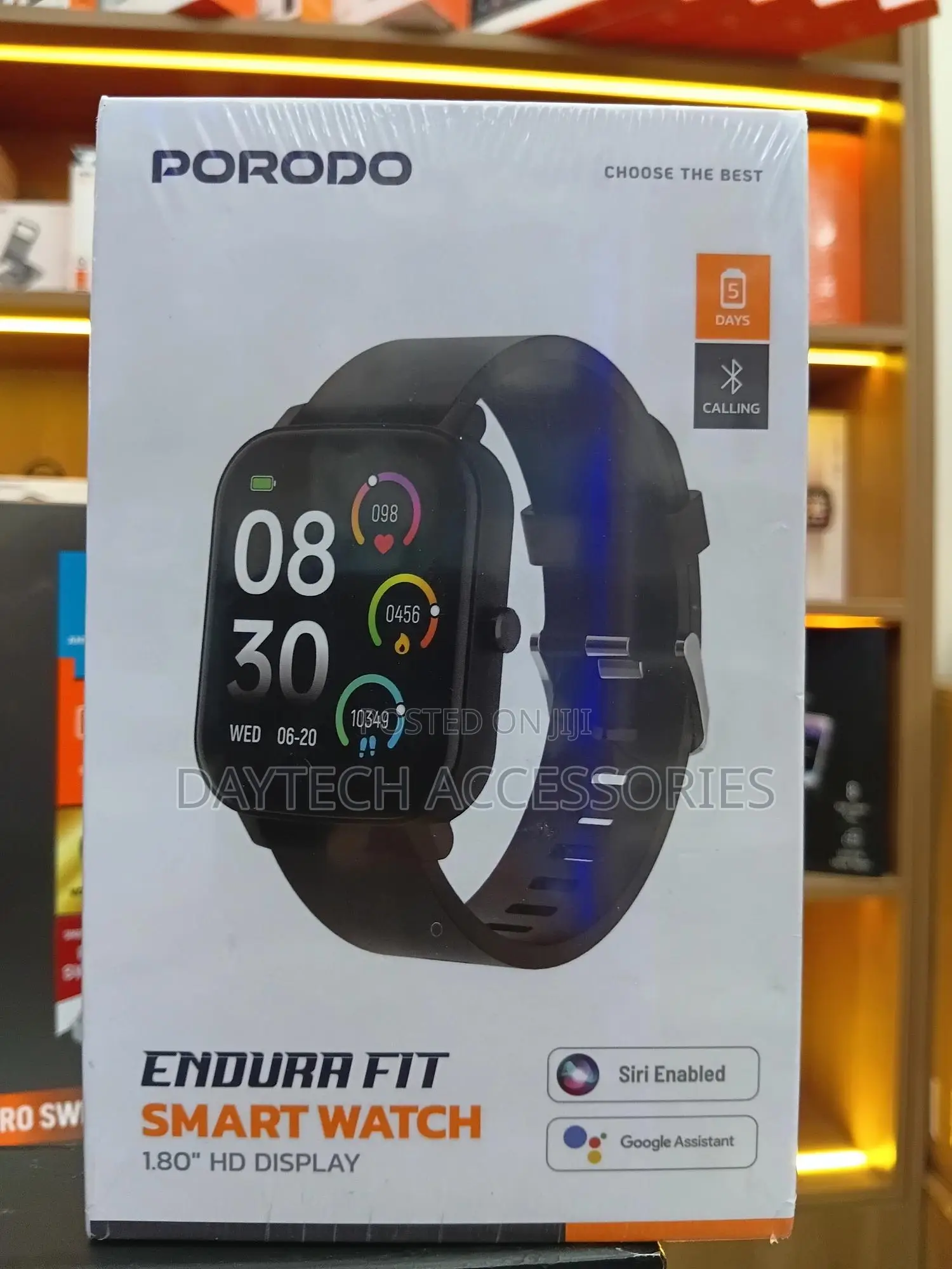The Porodo Endura Fit Smart Watch (Model Pdsw1830h).