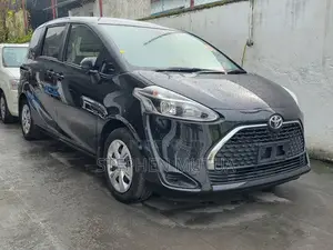 Toyota Sienta 1.5 FWD 2021 Black