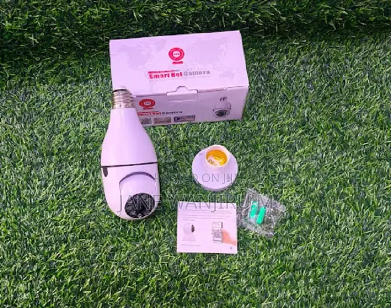 V380 Pro Bulb Camera 360° Wifi - E27 Smart CCTV