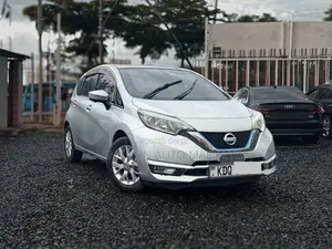 Nissan Note 1.2 Hybrid 2017 Silver