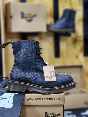 High Quality Leather Dr. Martens Airwair High Cut Boots