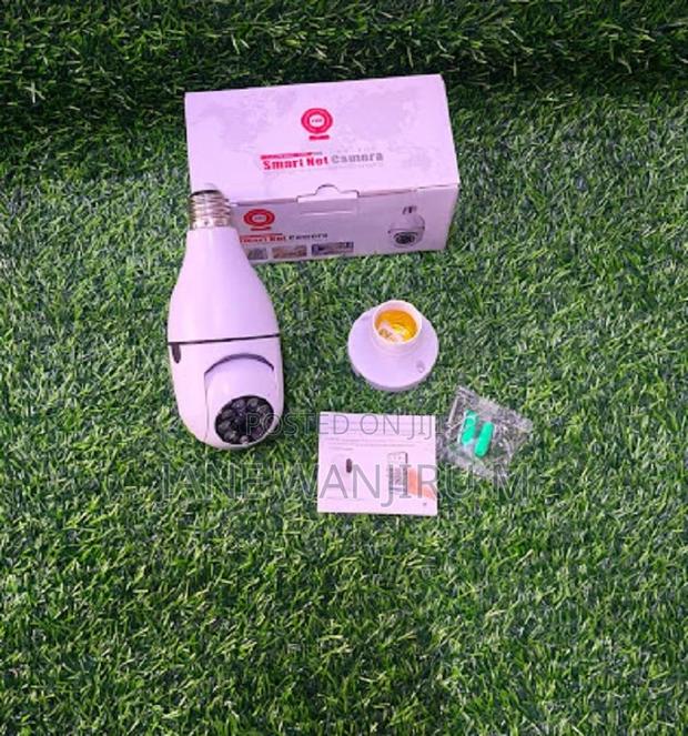 V380 Bulb Camera With Auto Tracking - Motion Alerts - main view
