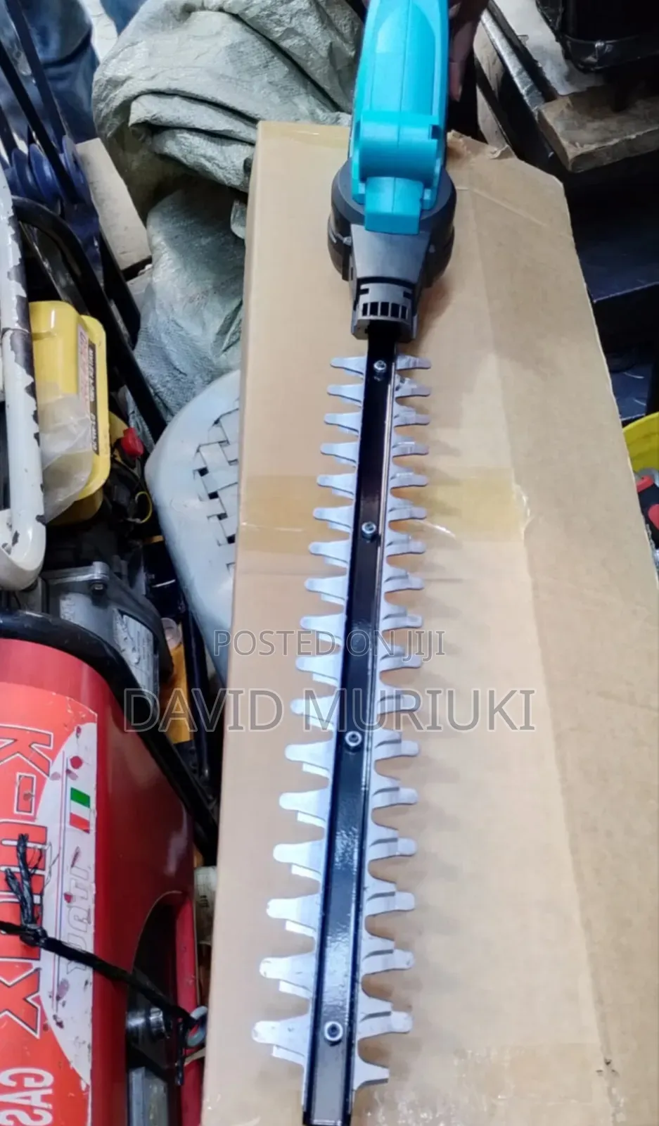 Cordless Hedge Trimmer