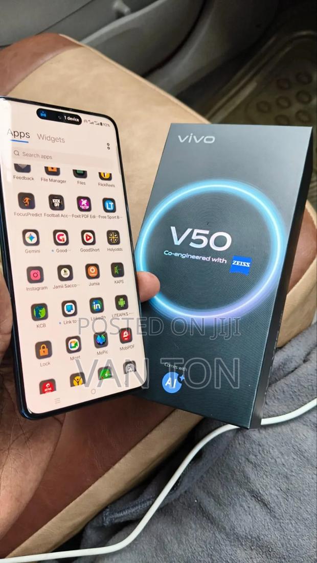 Vivo V50 512 GB Blue