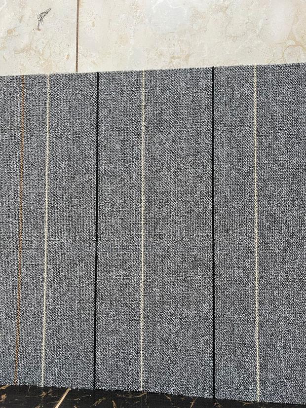 Cormfort Grid Tile Carpert - main view