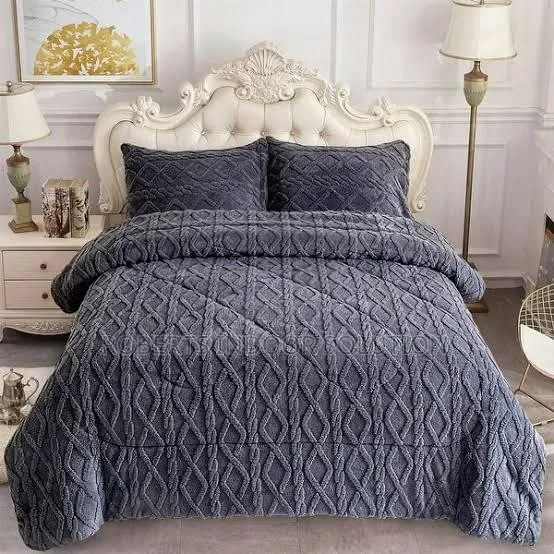 Grey Woolen Duvet