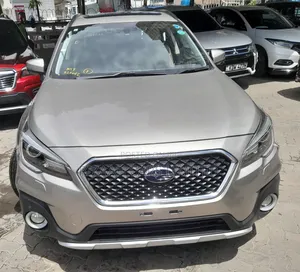 Subaru Outback 2.5i Limited AWD 2019 Beige