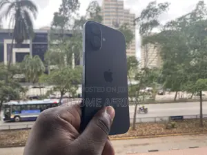 Apple iPhone 16 128 GB Black