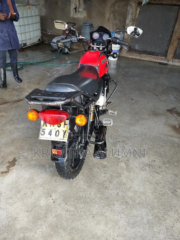 Bajaj Boxer 2023 Red - thumbnail 3