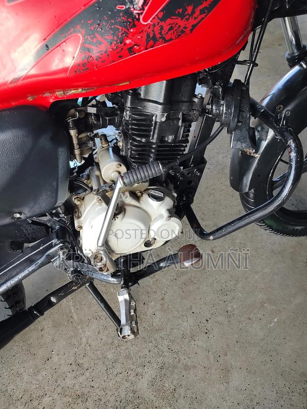 Bajaj Boxer 2023 Red - thumbnail 4
