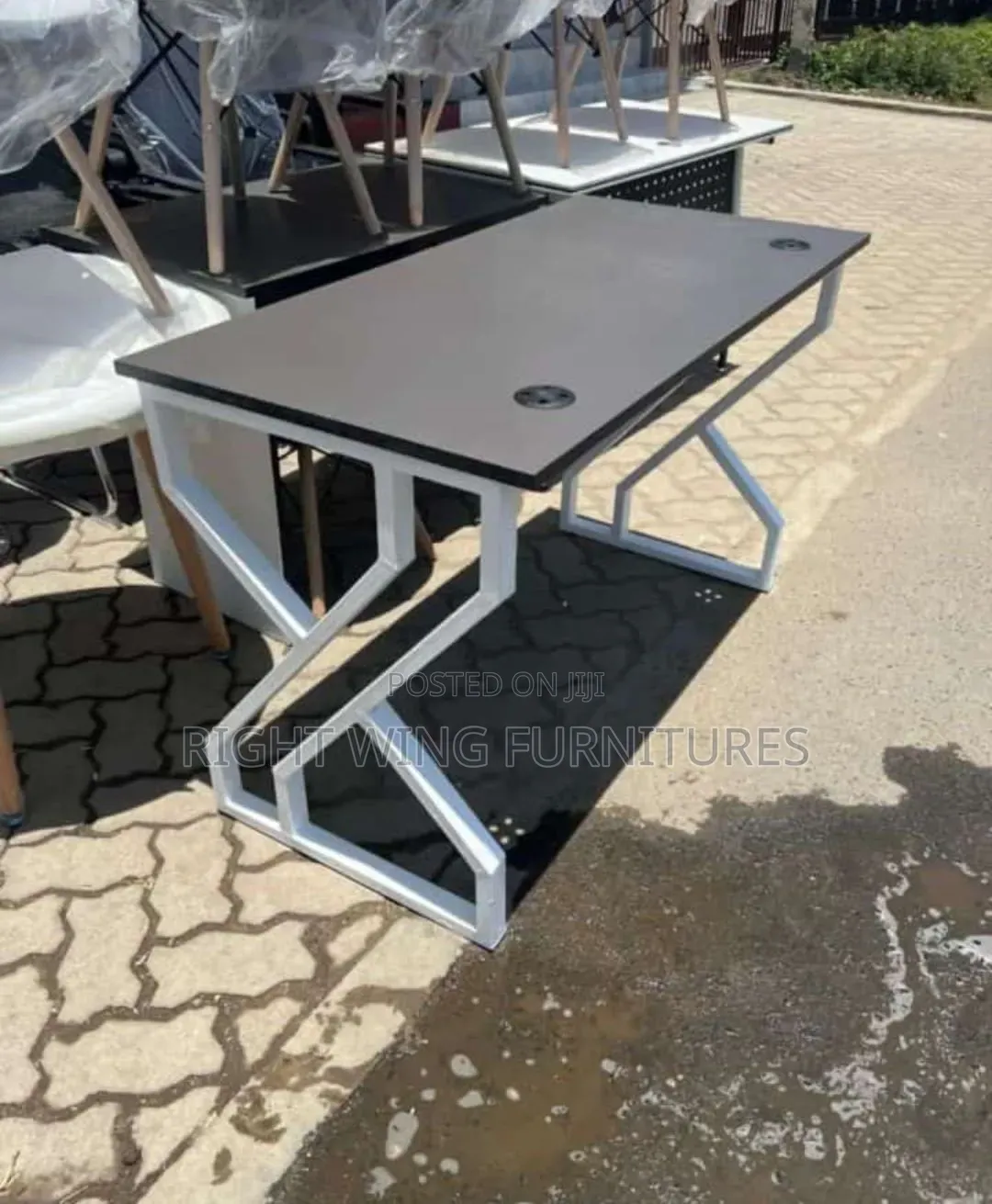 Modern Office White Desk With Office White Metal Frame Legs