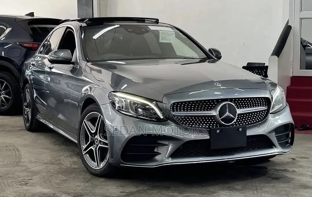 Mercedes-Benz C200 2019 Gray