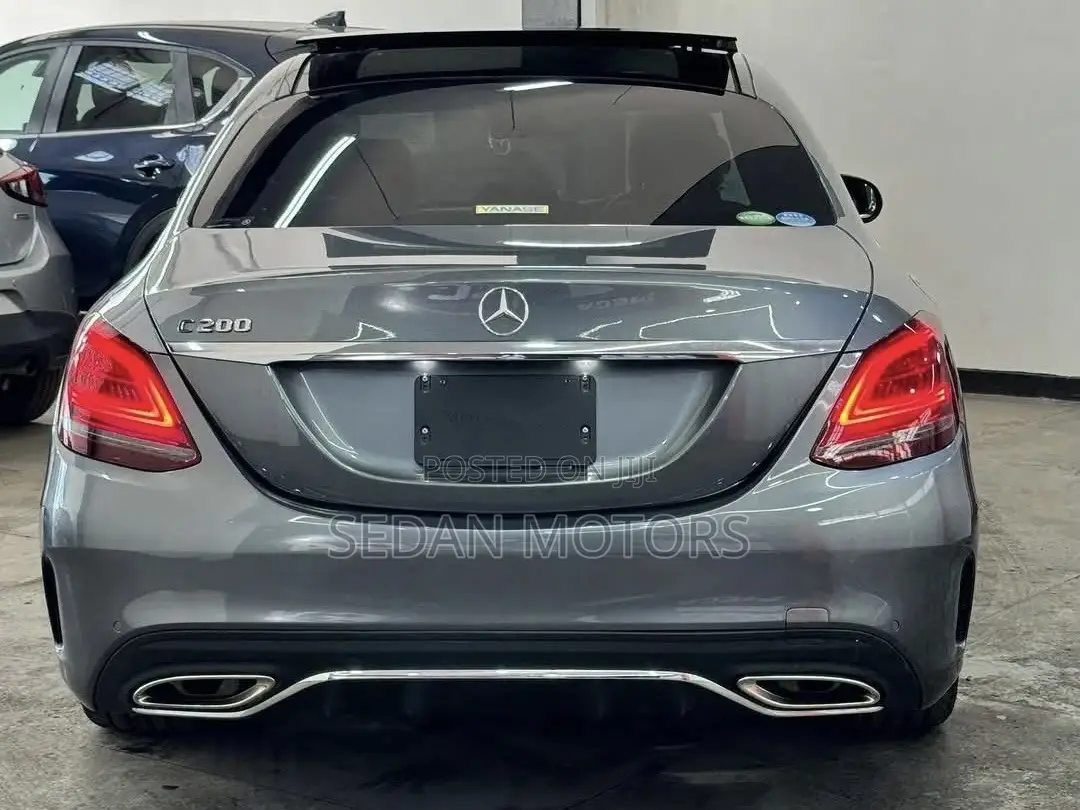 Mercedes-Benz C200 2019 Gray