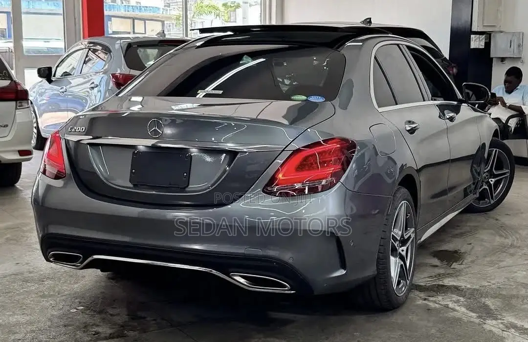 Mercedes-Benz C200 2019 Gray