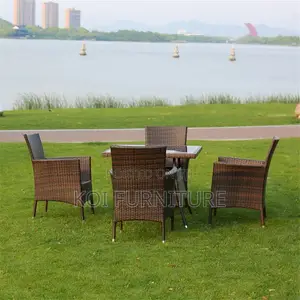 Dining Set; Durable 4 Seaters Dining Set Made of Rattan With Table