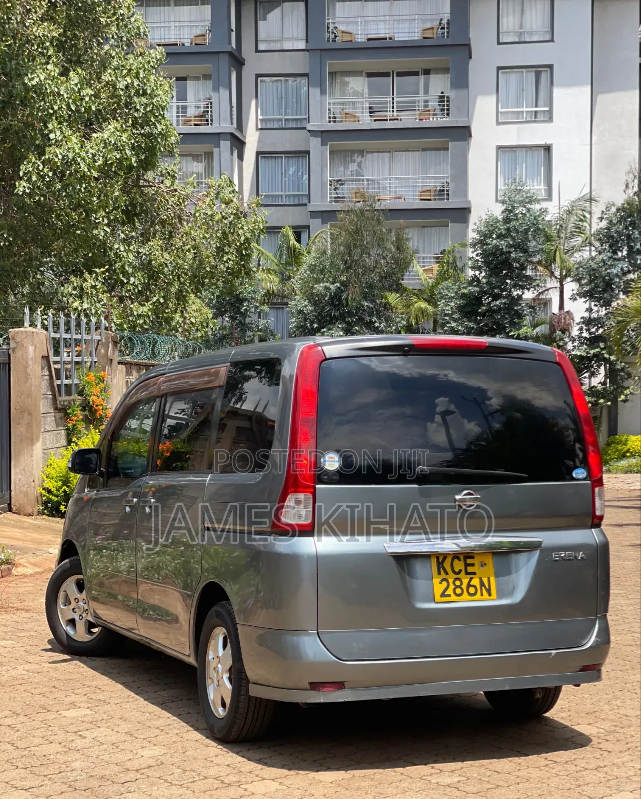 Nissan Serena 2008 Blue
