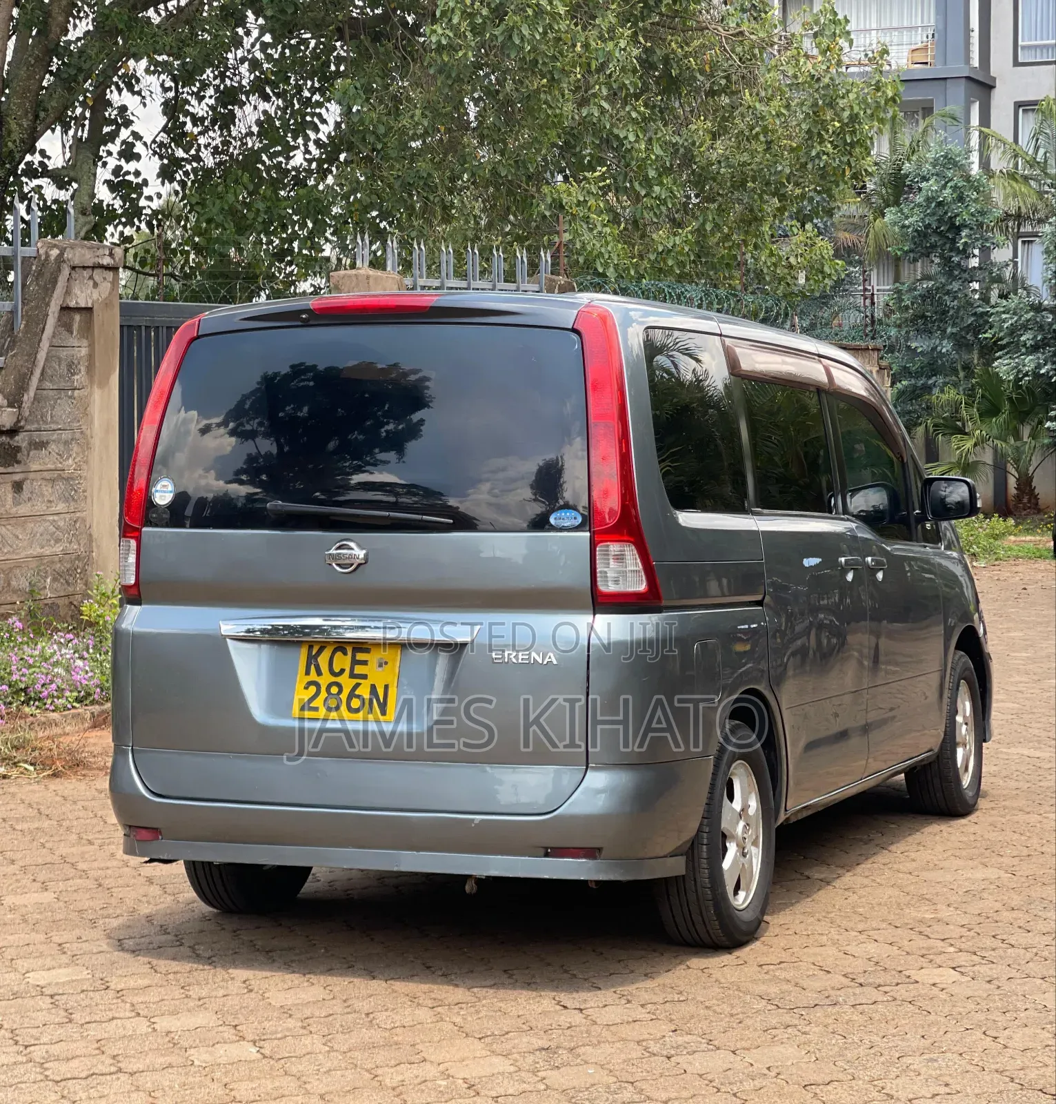 Nissan Serena 2008 Blue