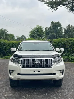 Toyota Land Cruiser Prado 2.7 2018 Pearl
