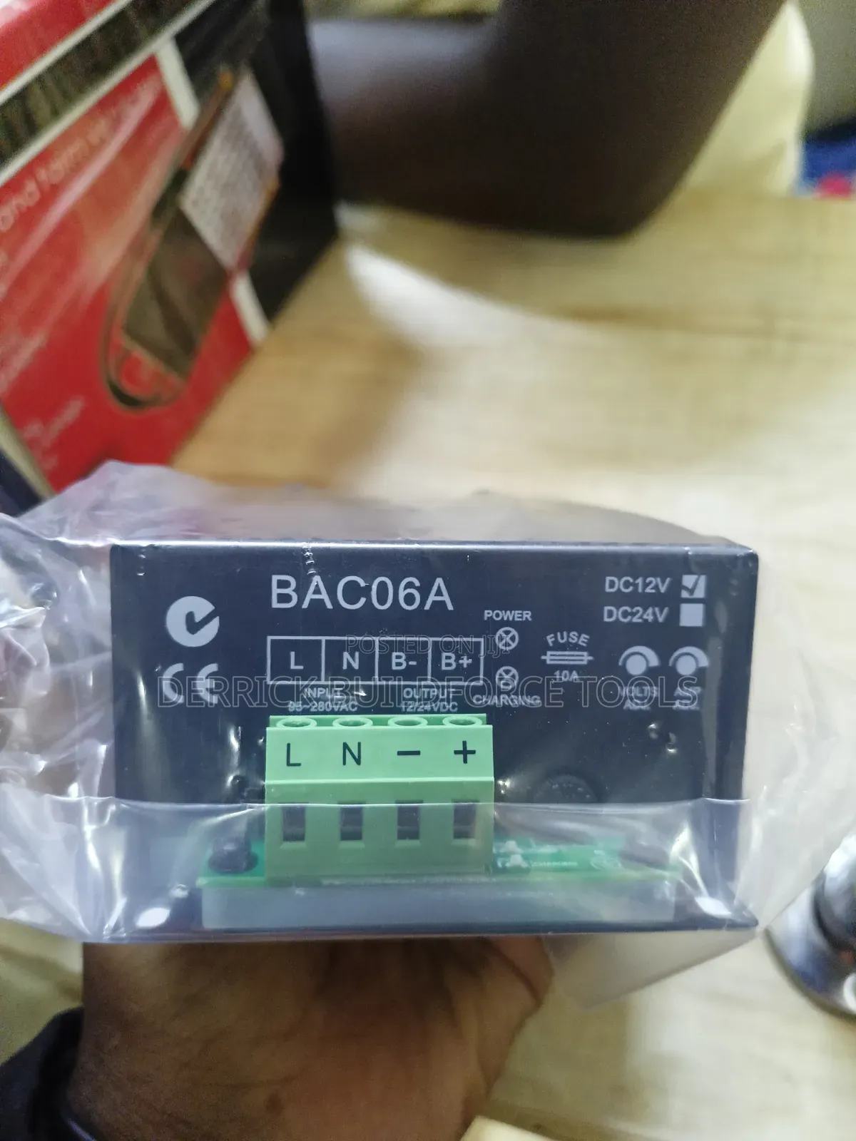 Trickle Charger/Battery Charger