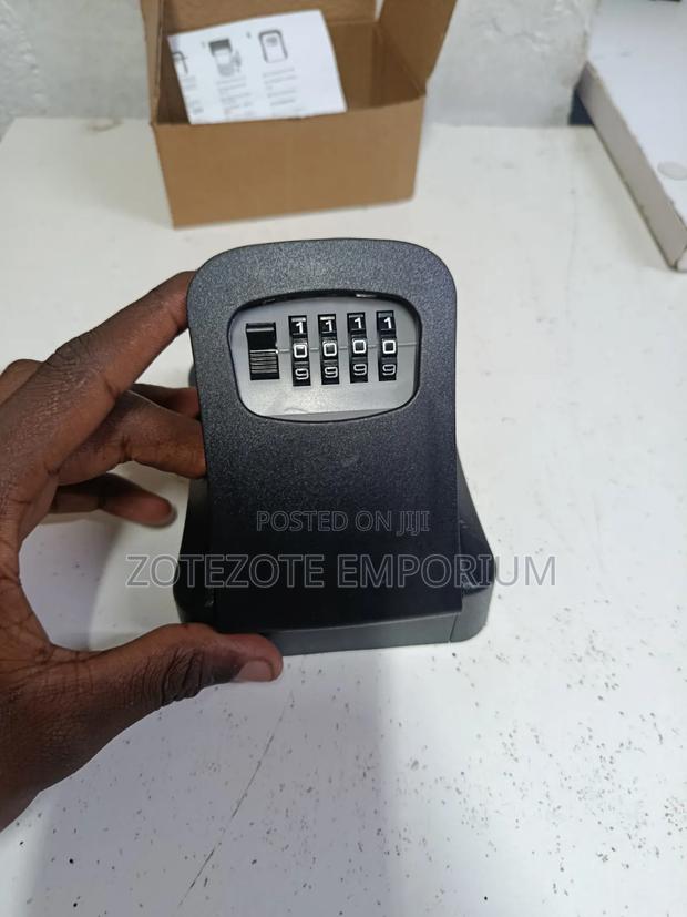 Weatherproof Wall-mounted Key Safe Password Lock Box - thumbnail 3