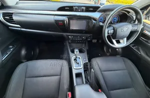 Toyota Hilux 2019 Black