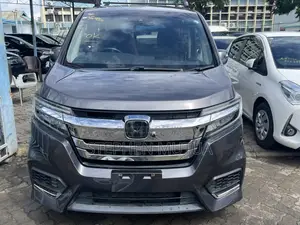 Honda Stepwgn 2019 Gray