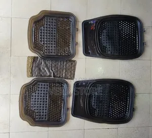 Smoky Black 5 Seater Floor Mat