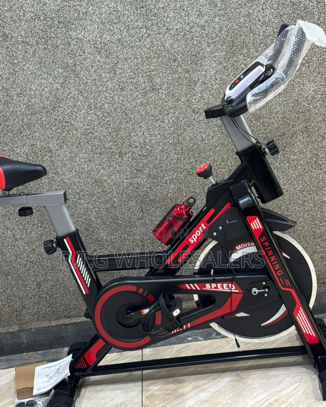 Home Spin Bike Fitness Exercise Bike With Adjustable Resistance