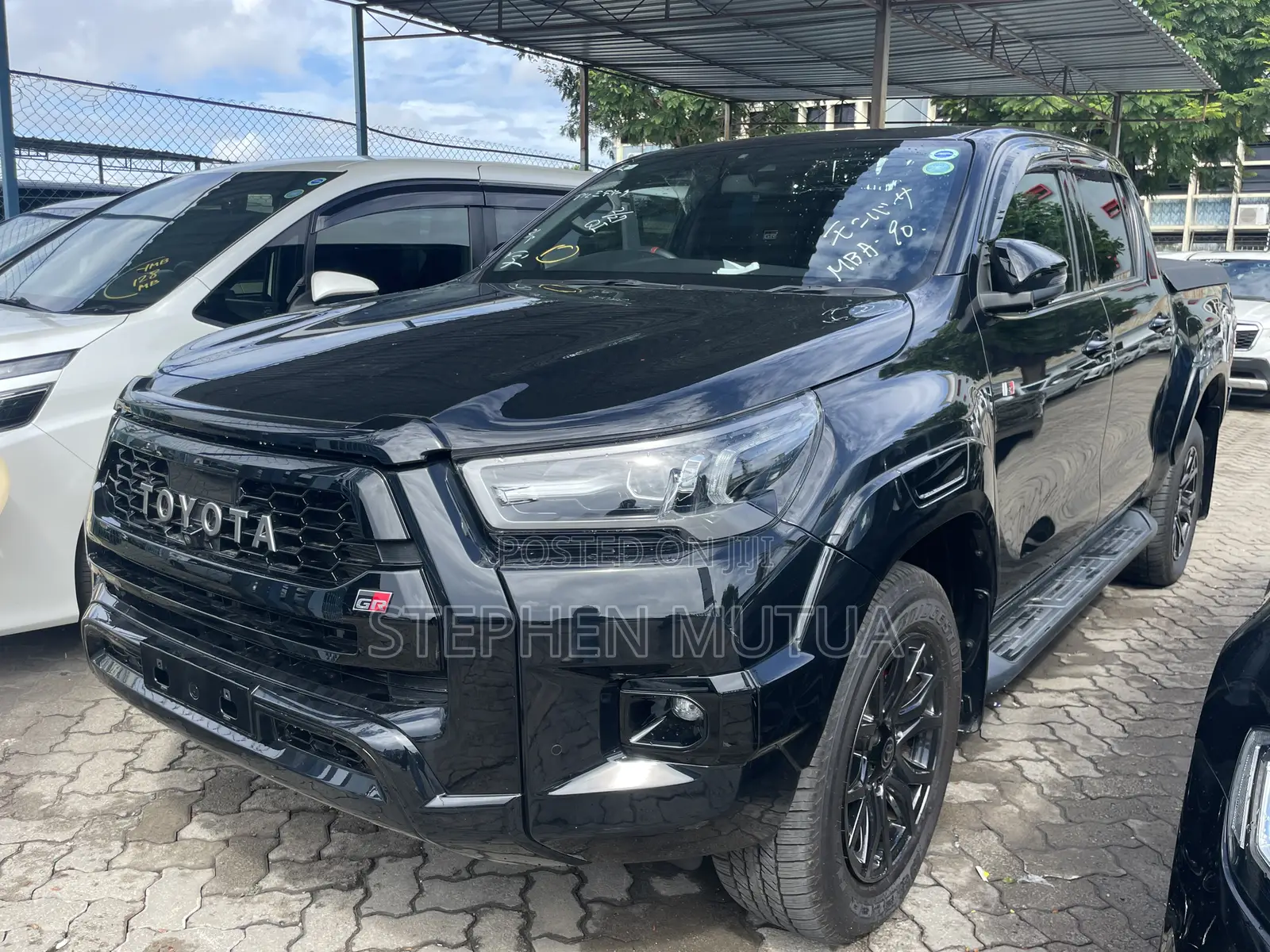 Toyota Hilux Revo Double Cab Deisel 2.4 AWD 2022 Black