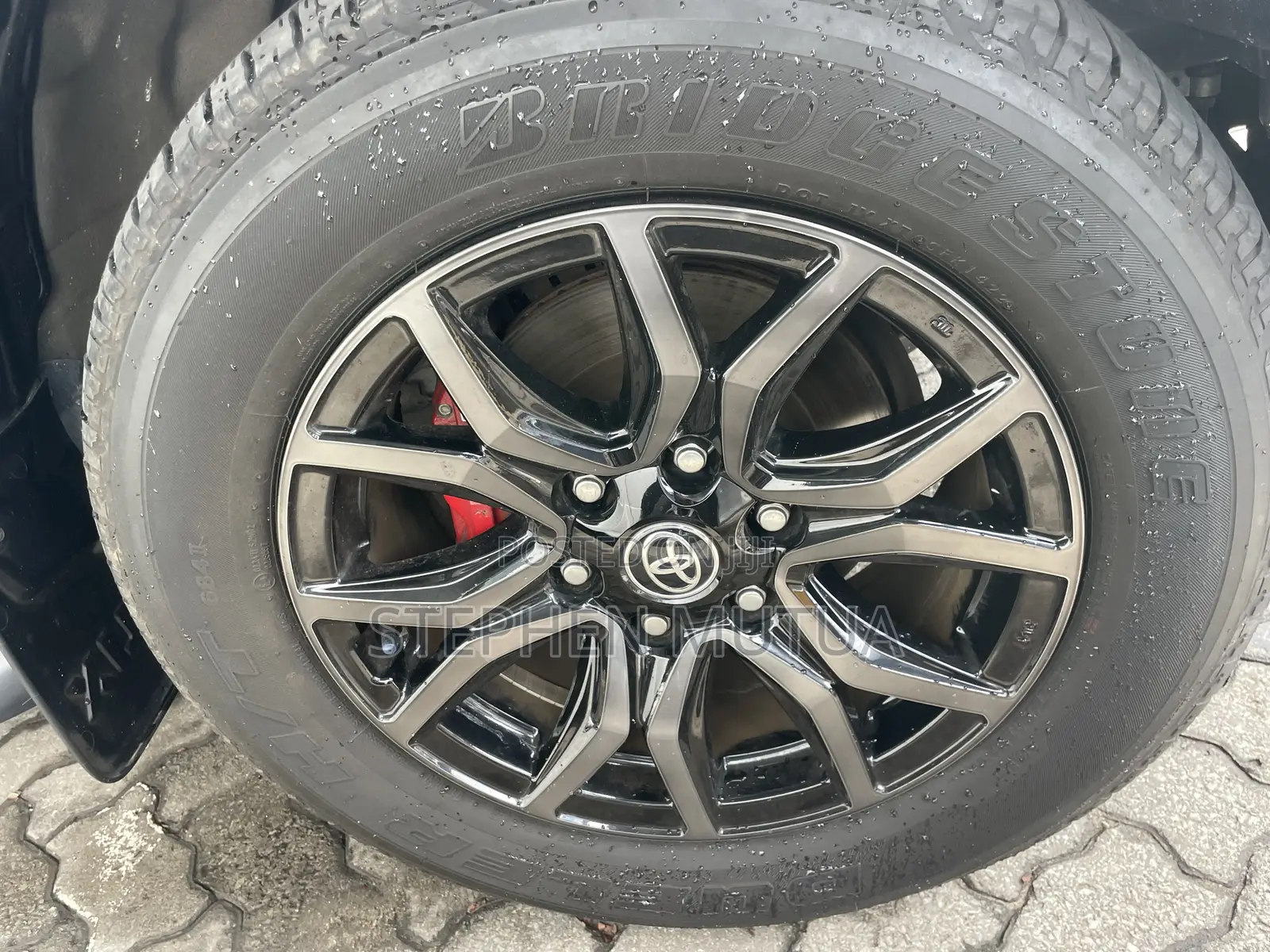 Toyota Hilux Revo Double Cab Deisel 2.4 AWD 2022 Black
