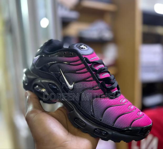 Nike Air Max Plus Tn Hot Pink Sneakers –Bold Premium Comfortable Fit