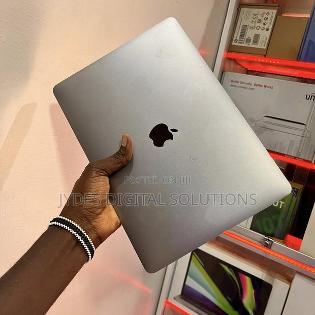 Laptop Apple MacBook Pro 2017 16GB Intel Core i7 SSD 1T - thumbnail 3