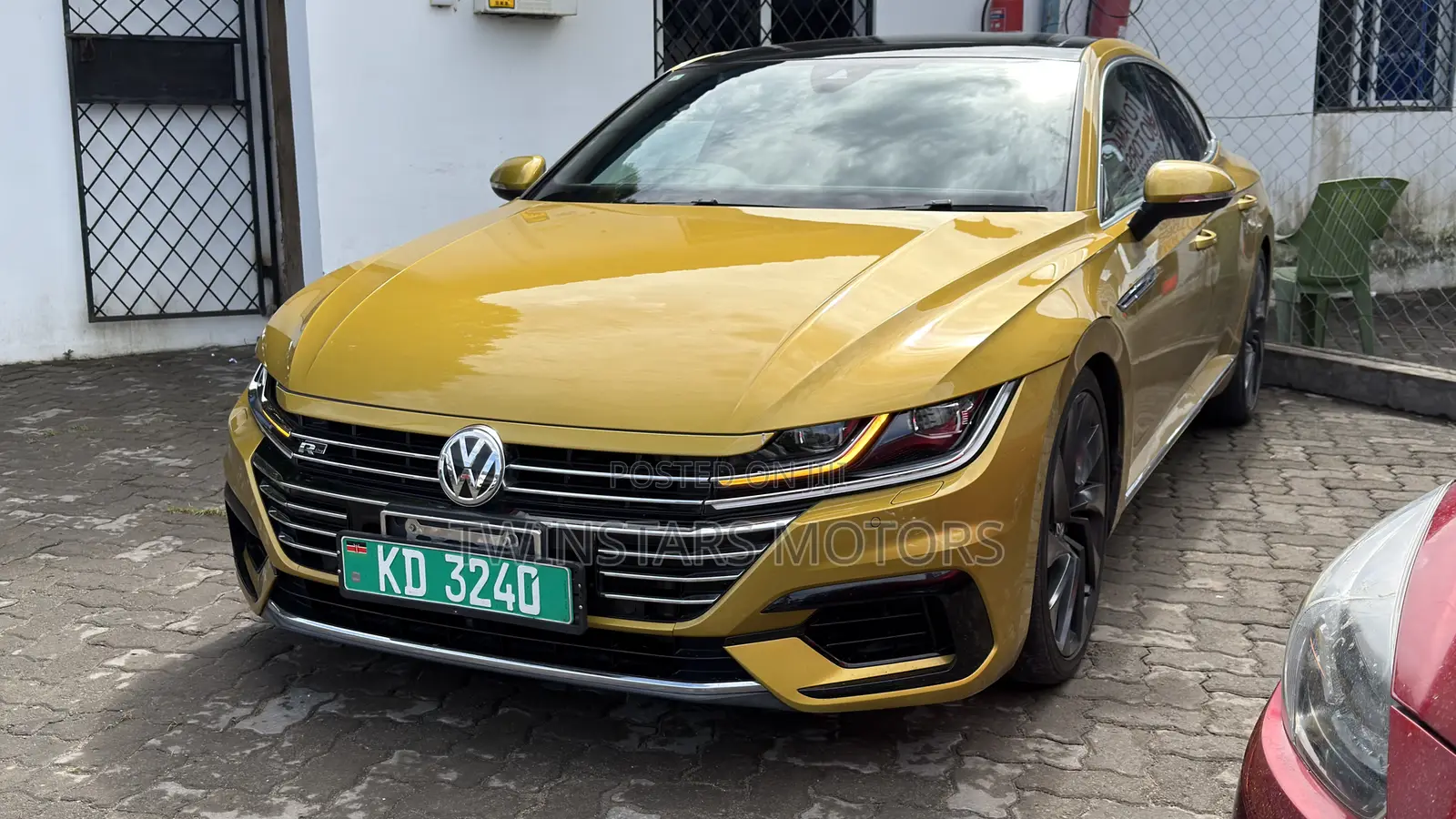 Volkswagen Arteon 2.0T SE R-Line w/19 AWD 4MOTION 2019 Gold