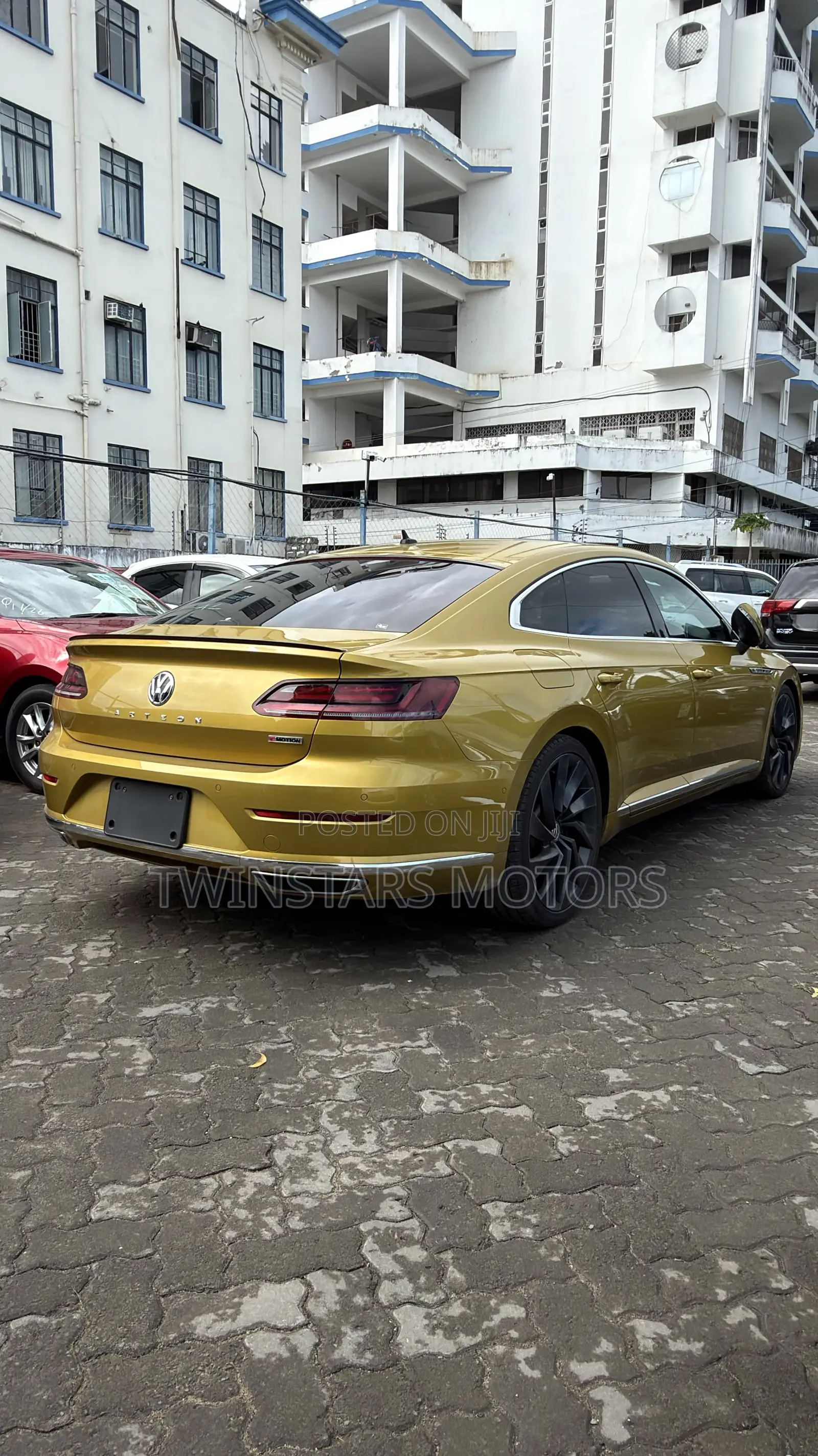 Volkswagen Arteon 2.0T SE R-Line w/19 AWD 4MOTION 2019 Gold