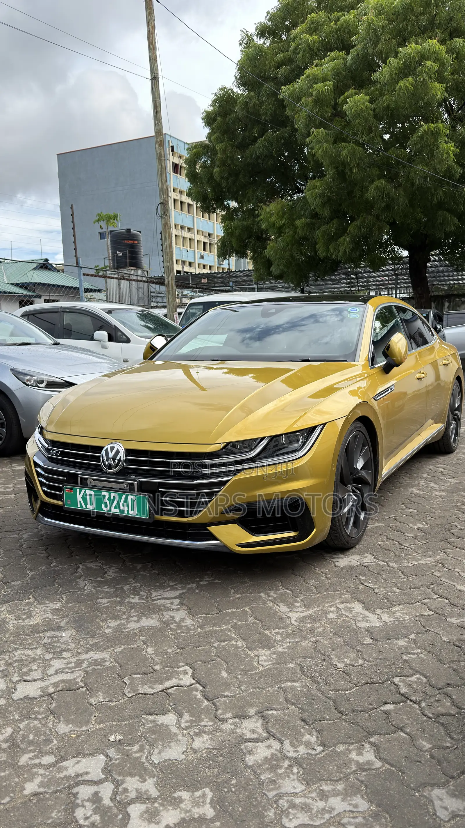 Volkswagen Arteon 2.0T SE R-Line w/19 AWD 4MOTION 2019 Gold