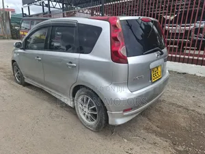 Nissan Note 2010 Silver